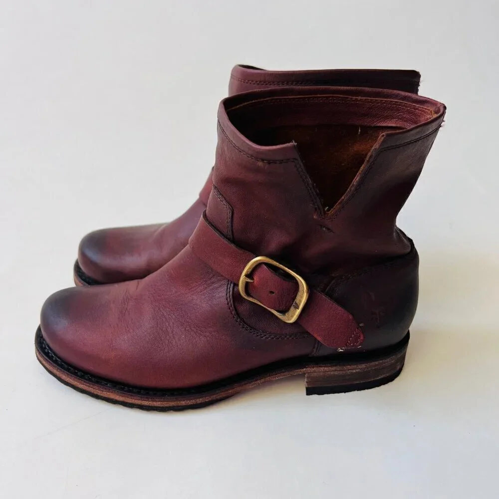 Frye Veronica booties, brown, Size 5.5